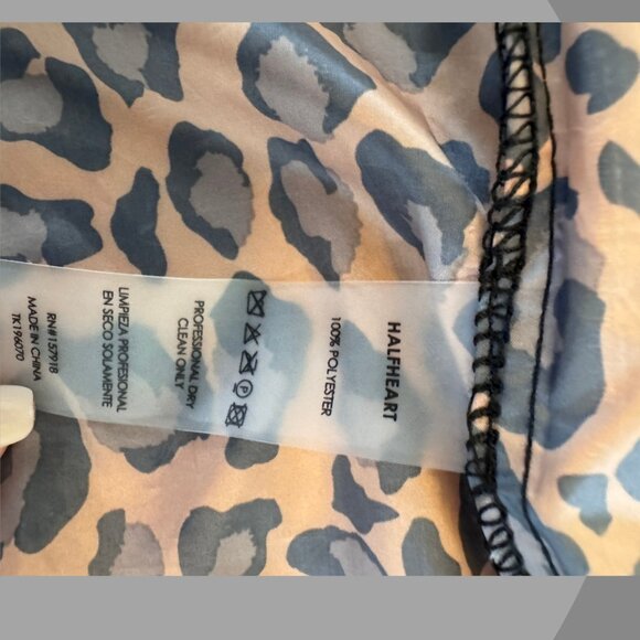 HalfHeart Women's Cheetah Print Zip Up Windbreak Jacket, Size Small - Picture 5 of 6